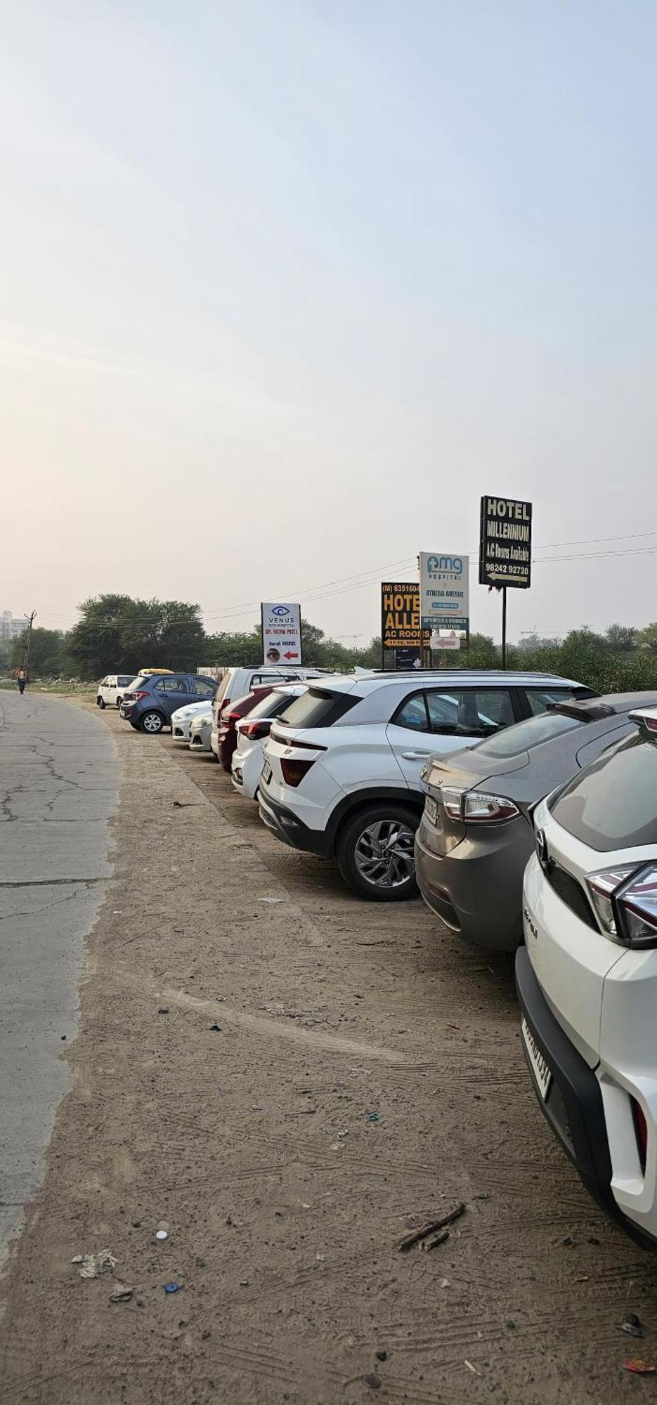 Hotel Allen Ahmedabad Buitenkant foto